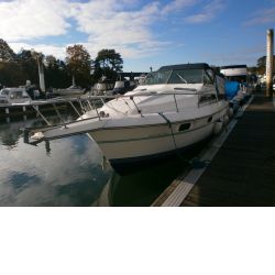 This Boat for sale is a 
CRUISERS INC, 
ELITE 2970, 
Used, 
Power Cruisers, 
10.40, 
Metre